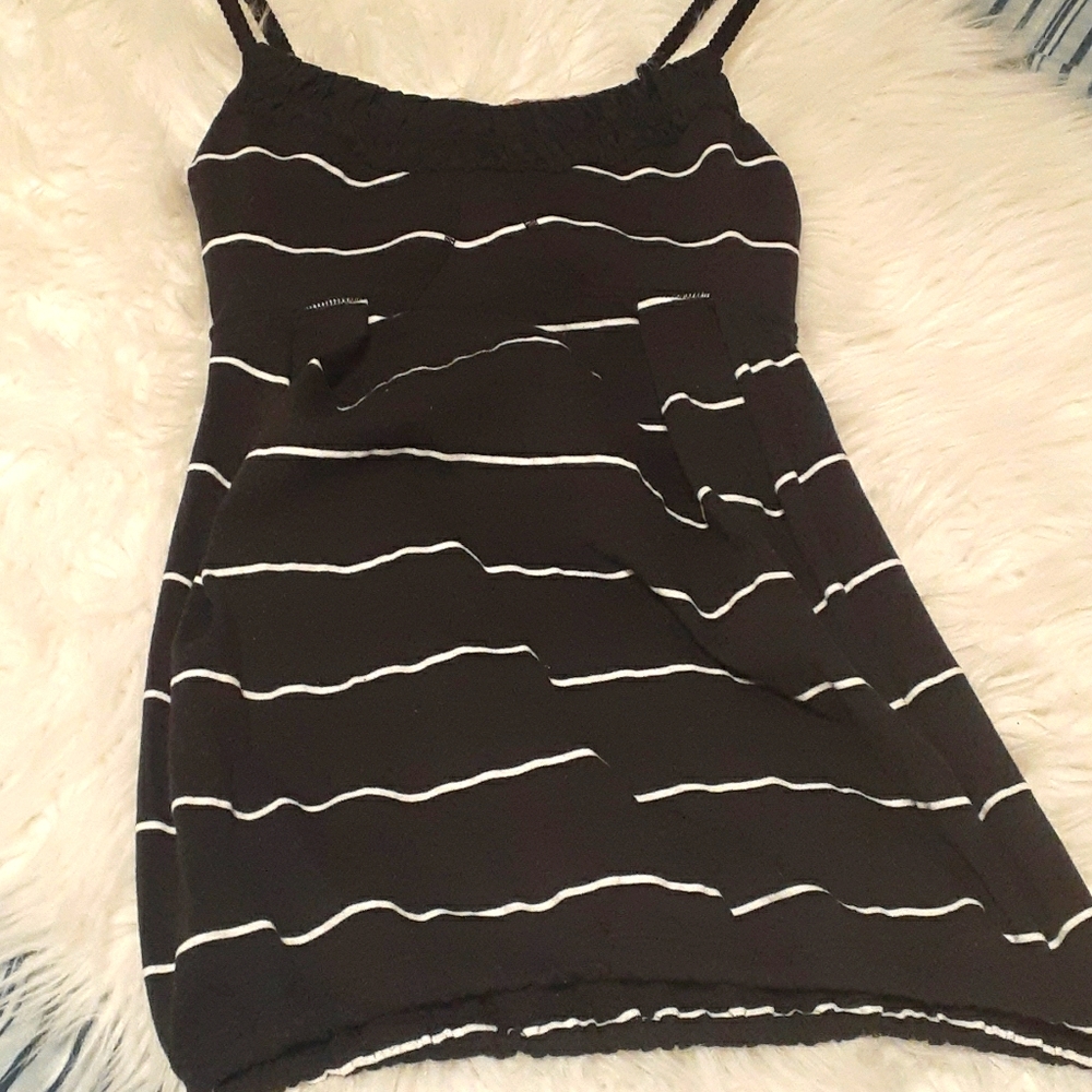 Lululemon top